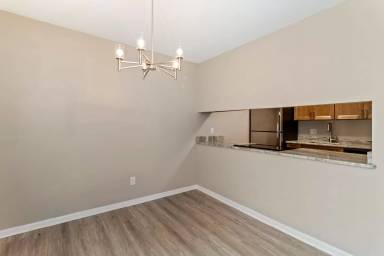 Main picture of 1180 Indian Rd