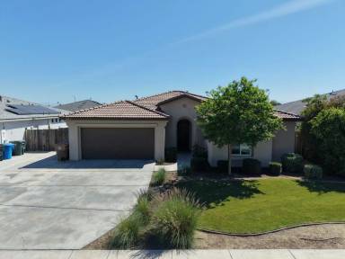 Main picture of 2717 Mercedes Dr