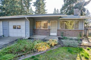 Main picture of 14007 NE 14th Cir