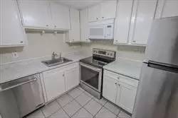 Main picture of 215 Winter St