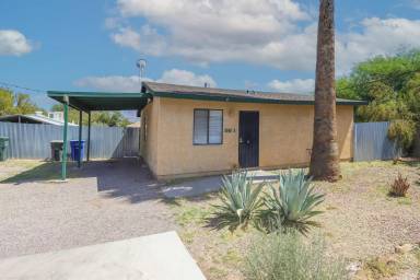 Main picture of 2668 N Winstel Blvd