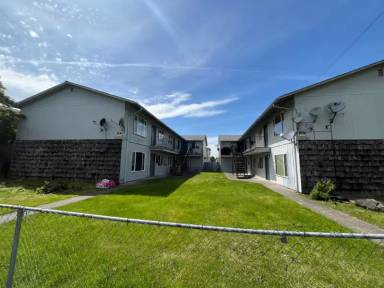 Main picture of 941 8th Ave