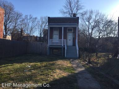 Main picture of 2642 Geyer Ave