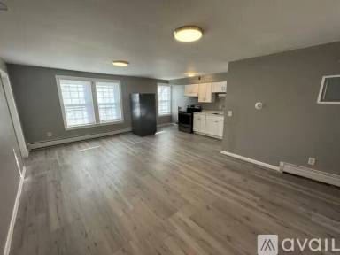 Main picture of 201 Hamilton St