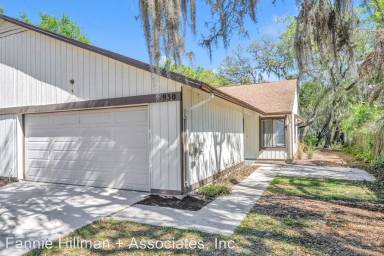 Main picture of 930 Robinhood Ct