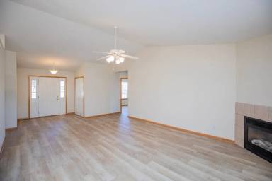Main picture of 37 Melbourn Dr