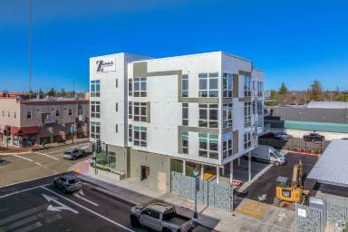 Main picture of 129 Vernon St