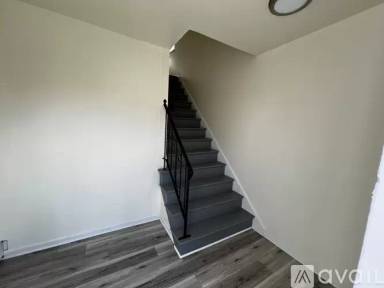 Main picture of 424 Valley Rd