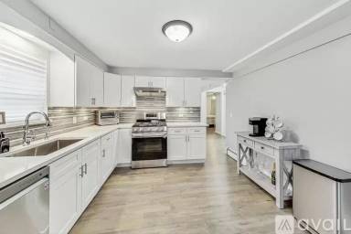 Main picture of 4032 Wesley Ter