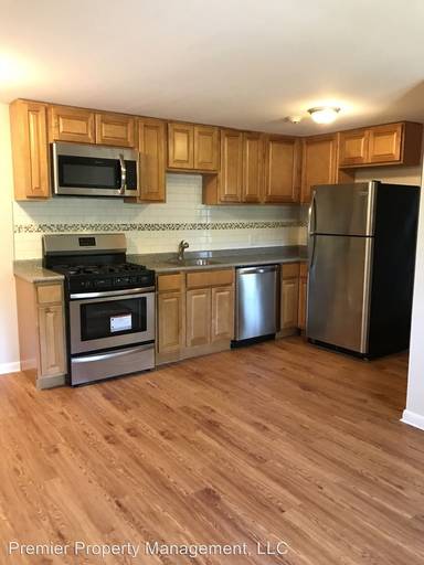 Main picture of 243 Smithfield Rd