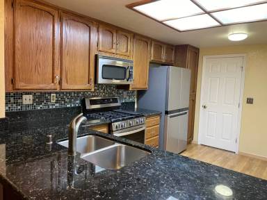 Main picture of 623 Mulqueeney St