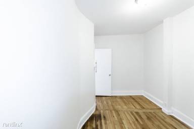 Main picture of 405 W 49th St