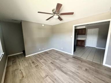 Main picture of 1732 3rd Ave