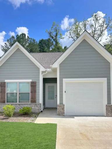 Main picture of 73 River Birch Ln