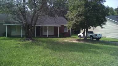 Main picture of 417 Metz Dr