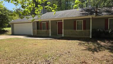 Main picture of 205 Laurel Way