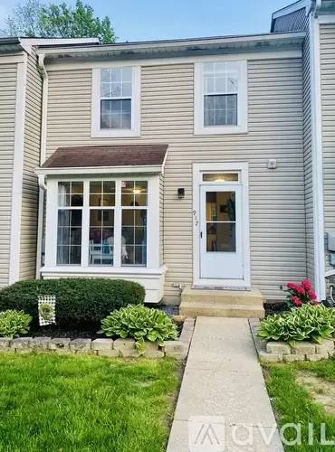 Main picture of 917 Cheswold Ct