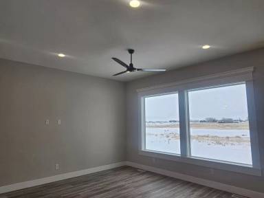 Main picture of 7132 S 9th W