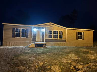 Main picture of 2215 Highway 134