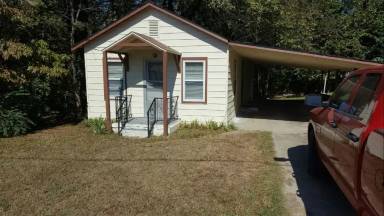 Main picture of 429 Powell Ave