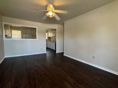 Main picture of 5407 NW Kinyon Ave