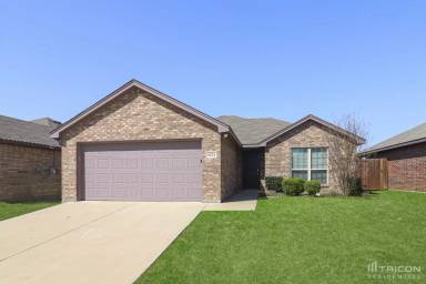 Main picture of 8424 Weeping Cherry Ln