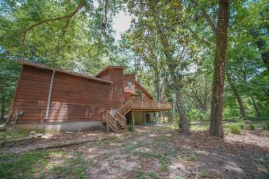 Main picture of 2020 Cynthia Dr