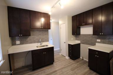 Main picture of 2750 Lauretta Pl