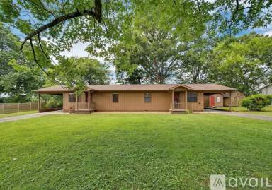Main picture of 113 Dave Ln
