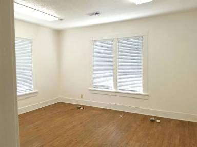 Main picture of 1114 N Washington Ave