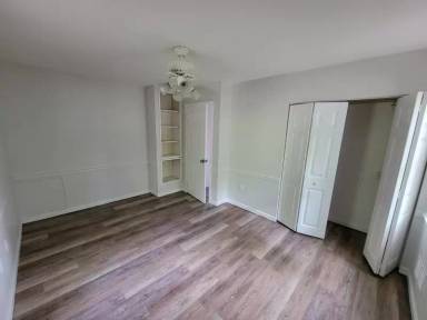 Main picture of 1472 Berger St