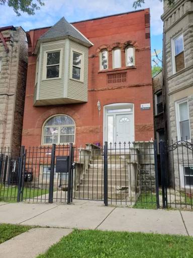 Main picture of 3248 W Walnut St