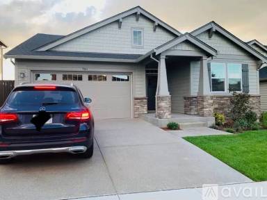 Main picture of 5061 SE 83rd Ave