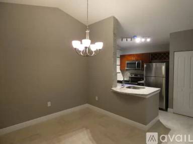 Main picture of 2851 N Oakland Forest Dr