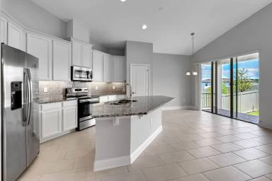 Main picture of 17014 Crestmont Blvd