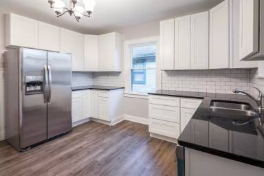 Main picture of 1811 E Rich St