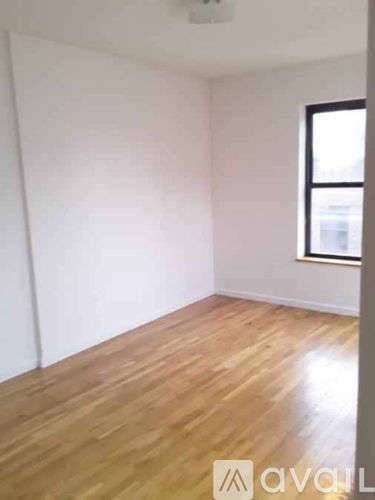 Main picture of 237 E 5th St