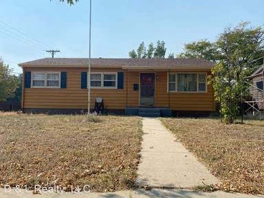 Main picture of 1502 Bates Dr