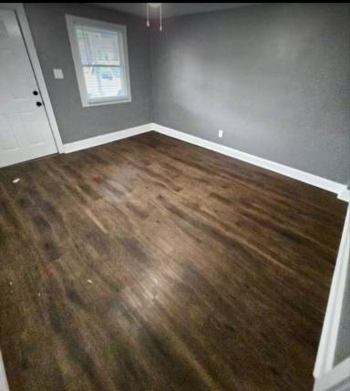 Main picture of 726 Elvie St S