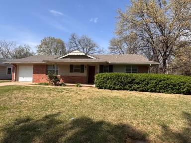 Main picture of 1503 Avondale Dr