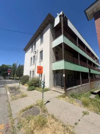 Main picture of 5th & Washington Apartments