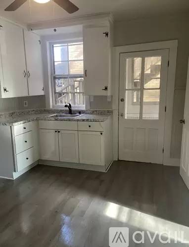 Main picture of 82 Bracewell Ave