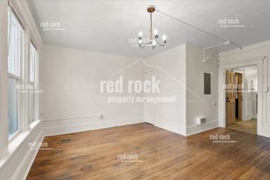 Main picture of 615 W 6th Ave