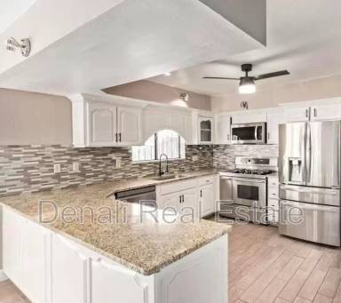 Main picture of 2441 W Longhorn Trl
