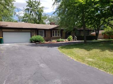 Main picture of 24694 Creekside Dr