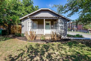 Main picture of 2600 Townsend Dr