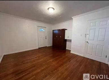 Main picture of 2691 McLaughlin Ave