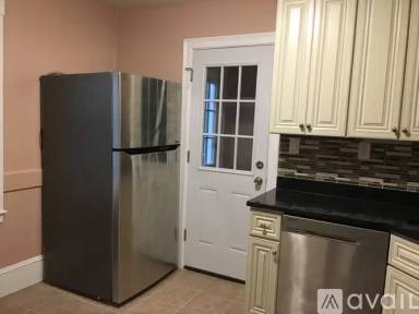 Main picture of 137 Park Avenue Ext