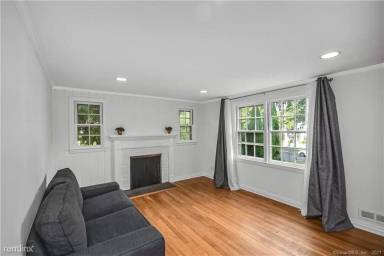 Main picture of 16 Burchard Ln
