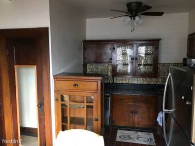 Main picture of 5819 E Washington St